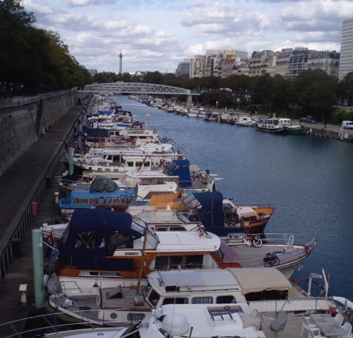 Bateau Liz at the Paris Arsenal.jpg